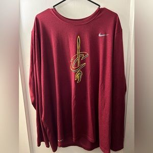 Cleveland Cavs athletic long sleeve 2XL